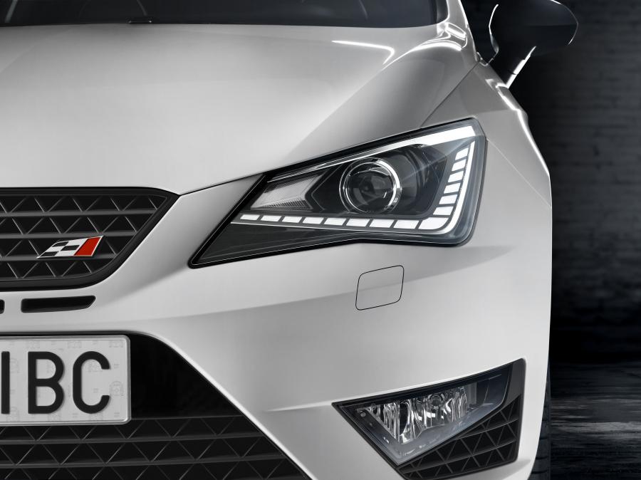  Seat Ibiza Cupra 2012 года  (фото 10 из 64)
